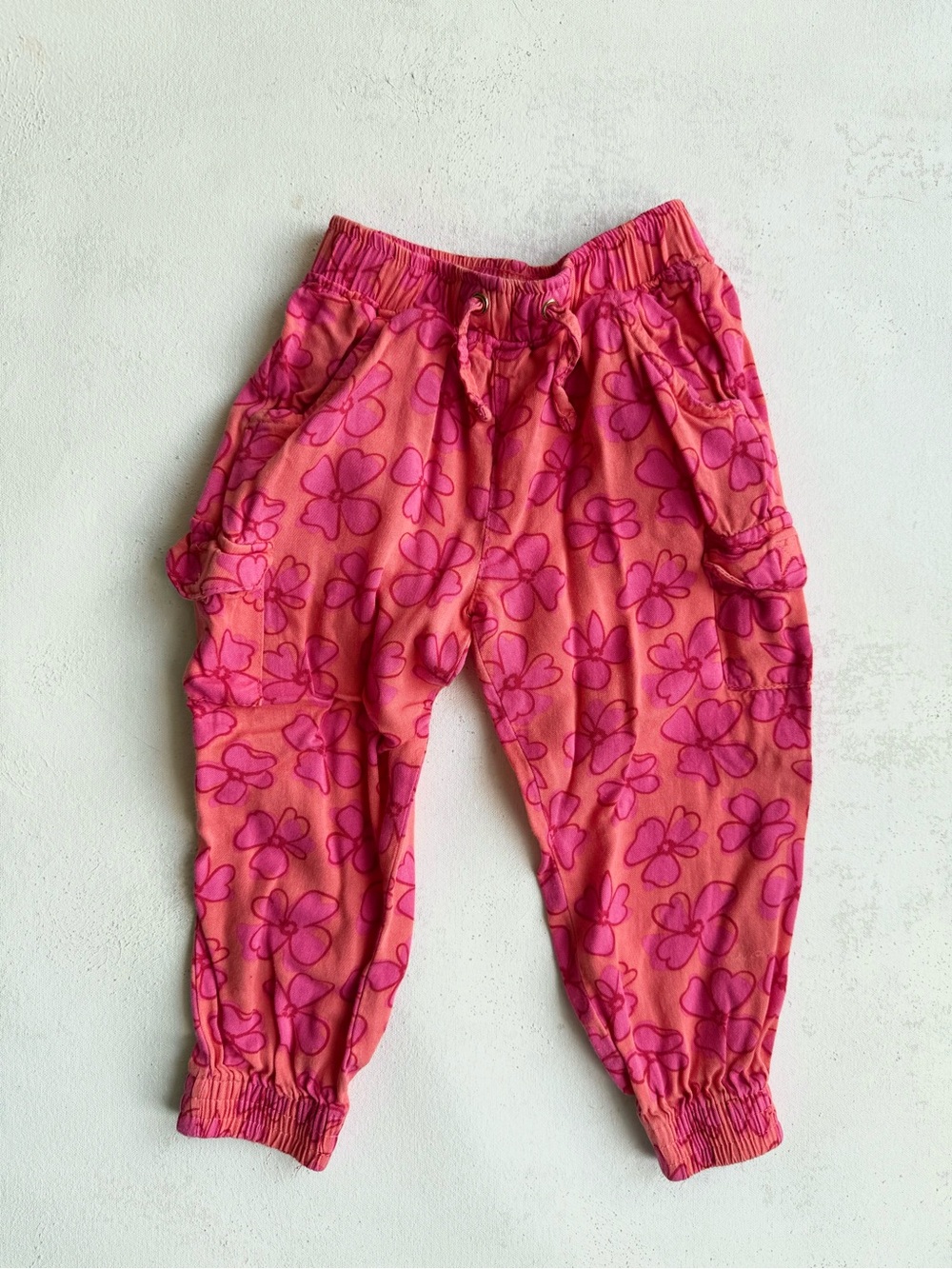 Vince Camuto Kids Pink Floral Cargo Jogger Pants – Size 3T